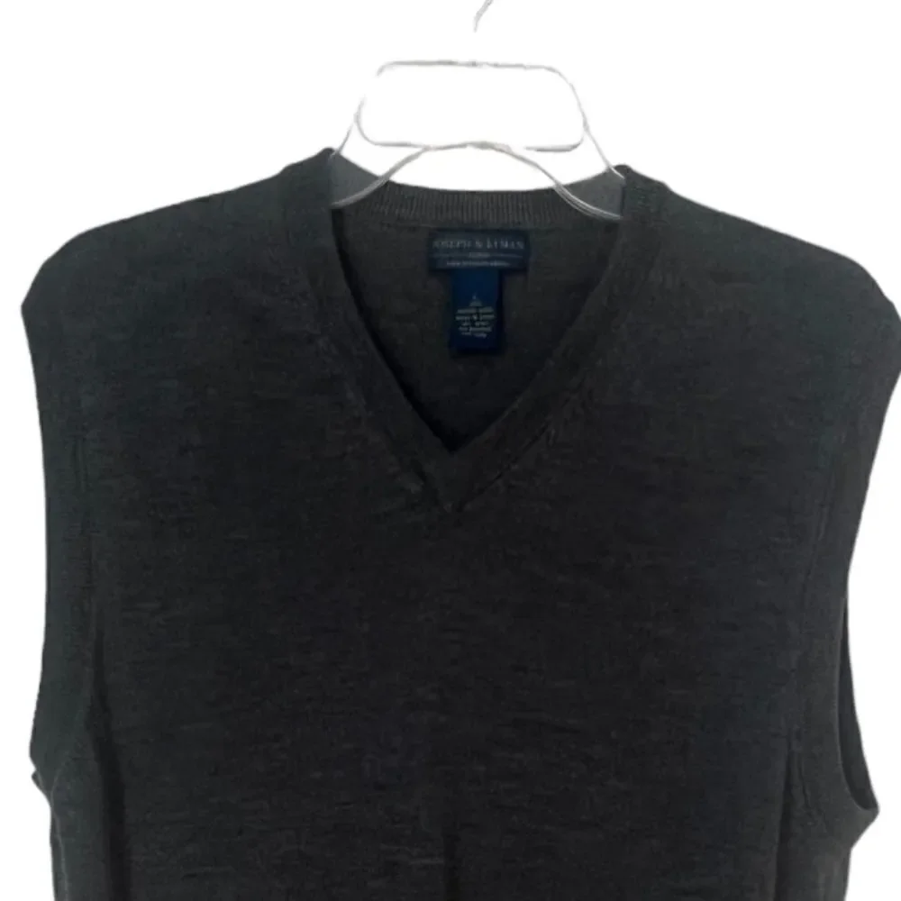 Joseph & Lyman Men's 100% Italian Merino Wool Gray V-Neck Sweater Vest sz L